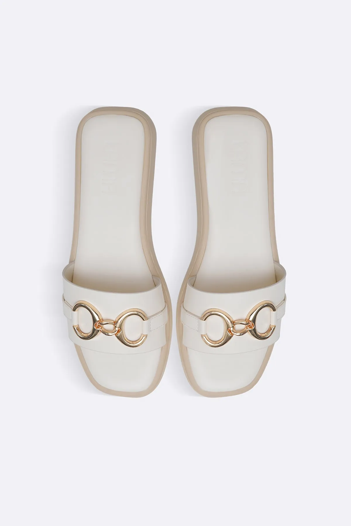 COMFY BUCKLE SLIDES