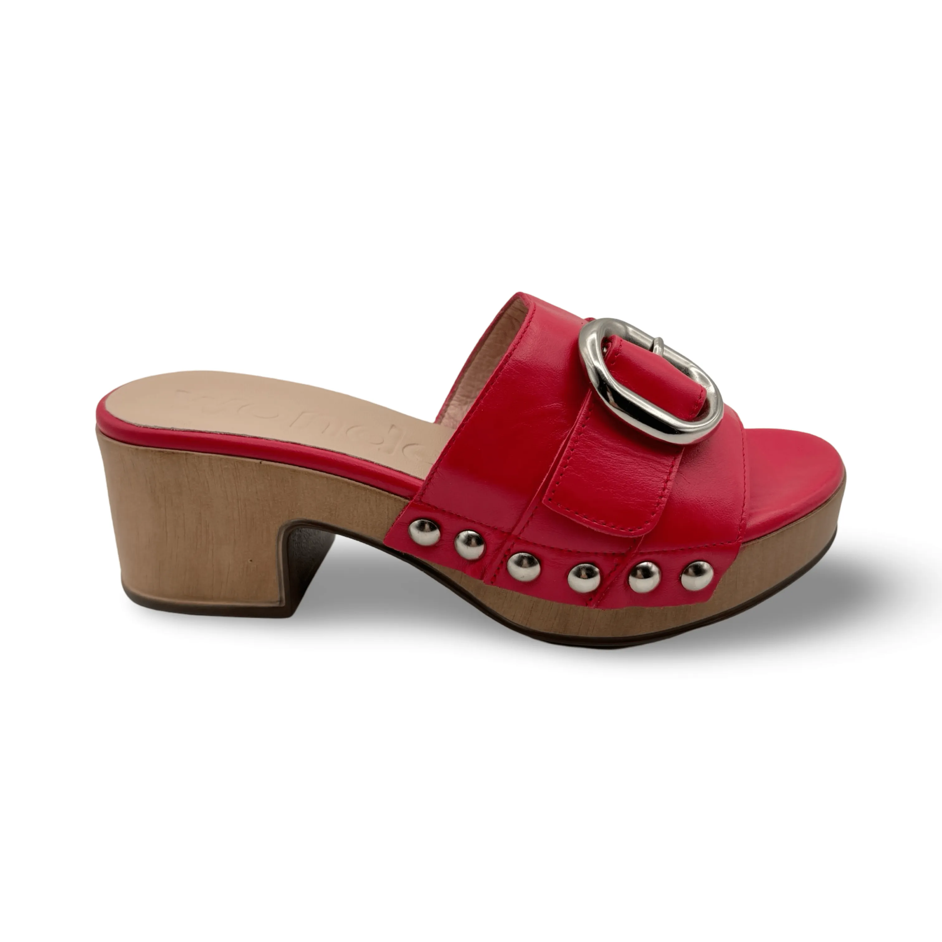 D8852 Red Slide