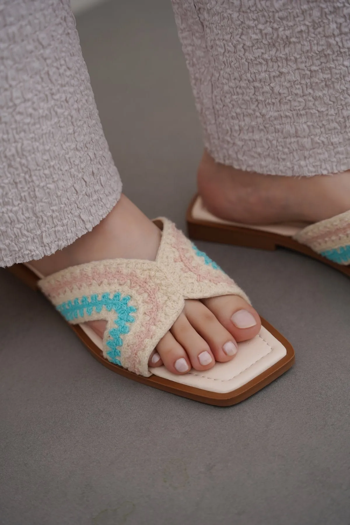 GO TROPICAL SLIDES