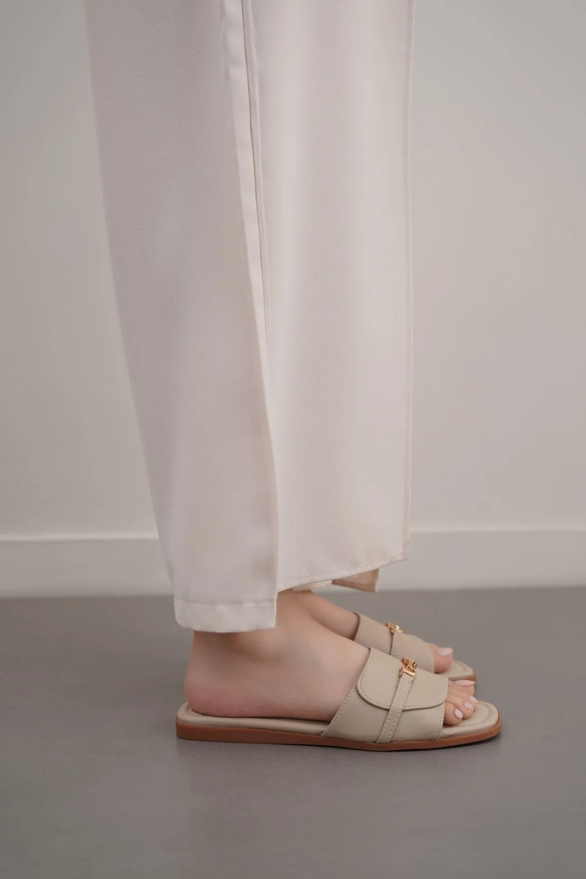 GOLD BUCKLE SLIDES