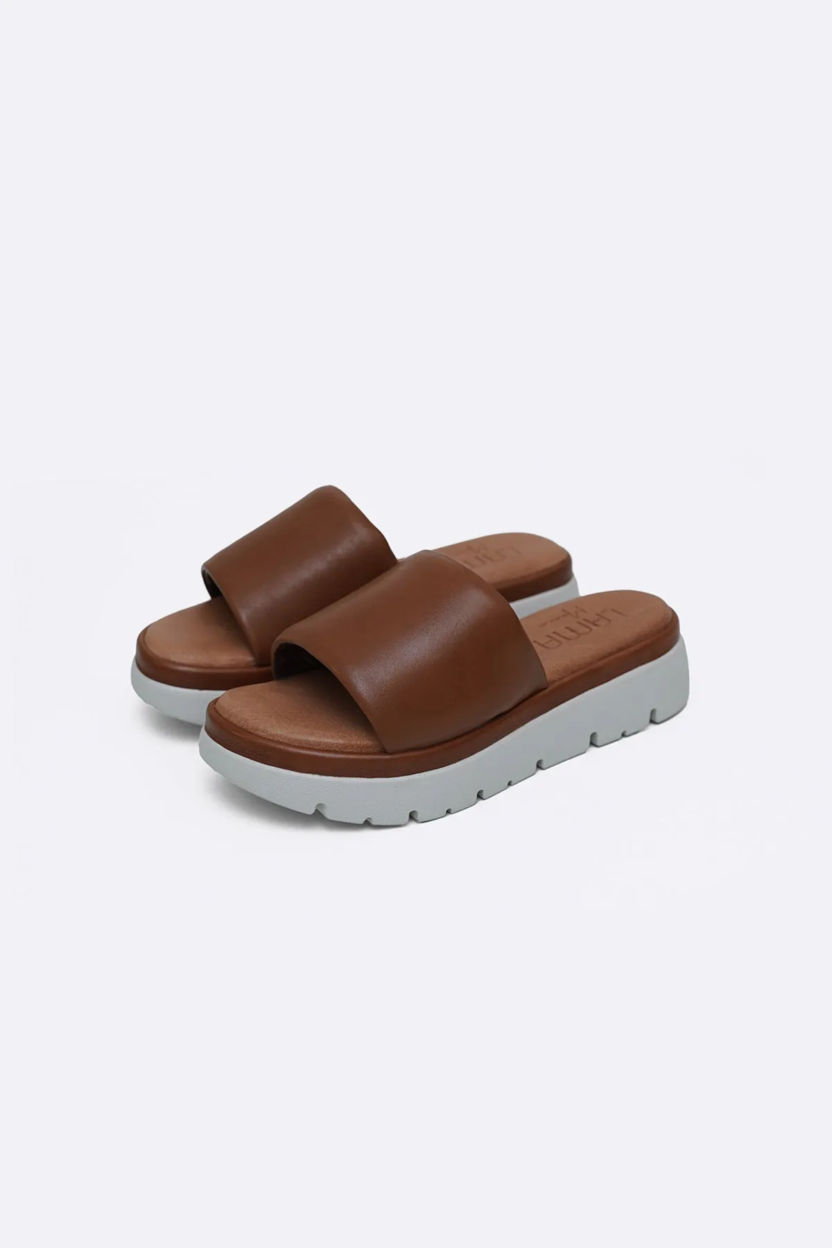 LEATHER MAMA PLATFORM SLIDES