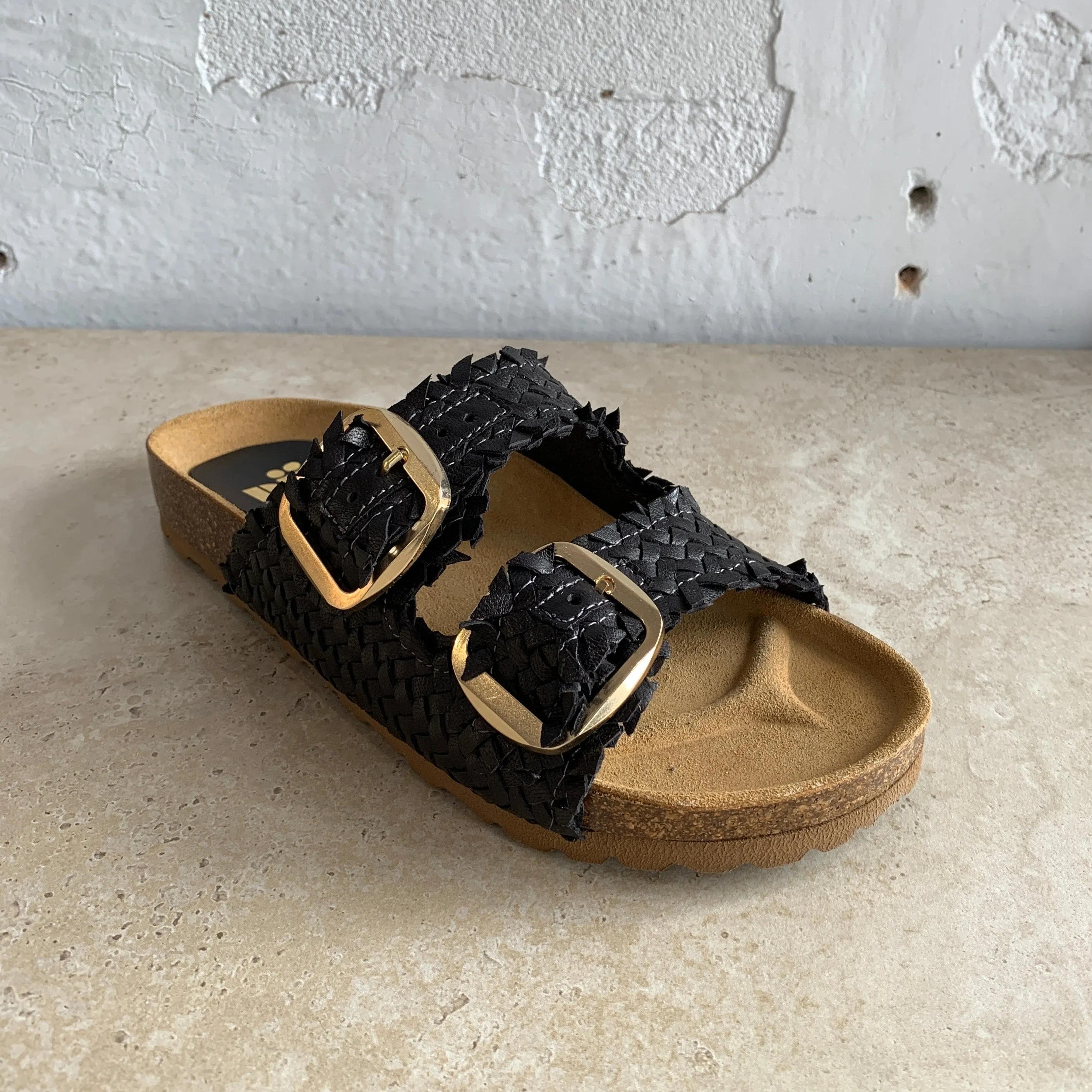 N x Neo Nira Black
