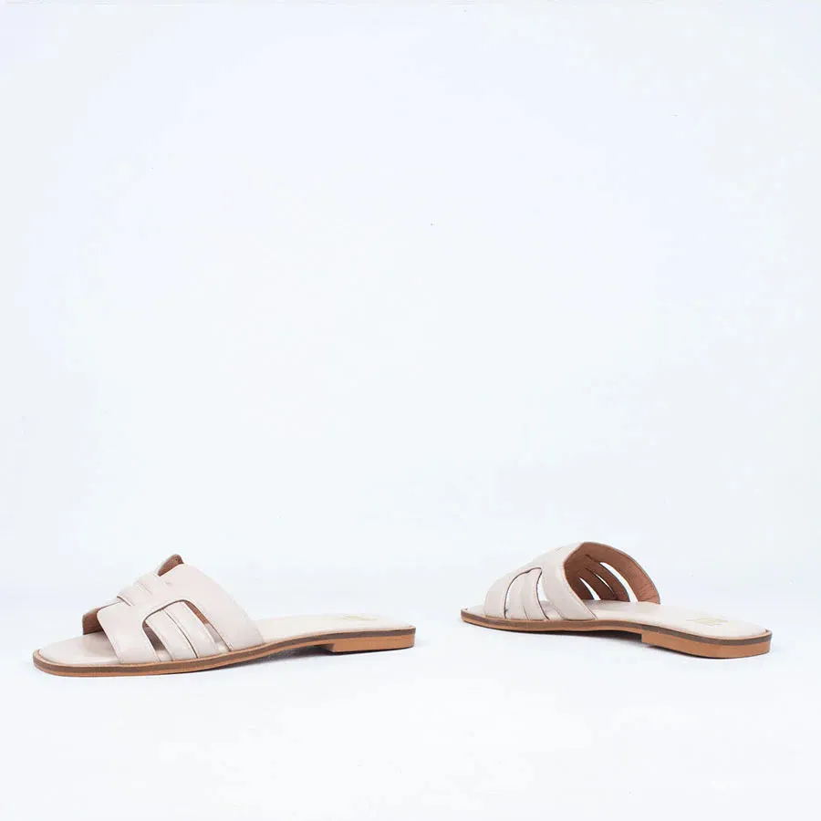 N x Neo Oona Ivory