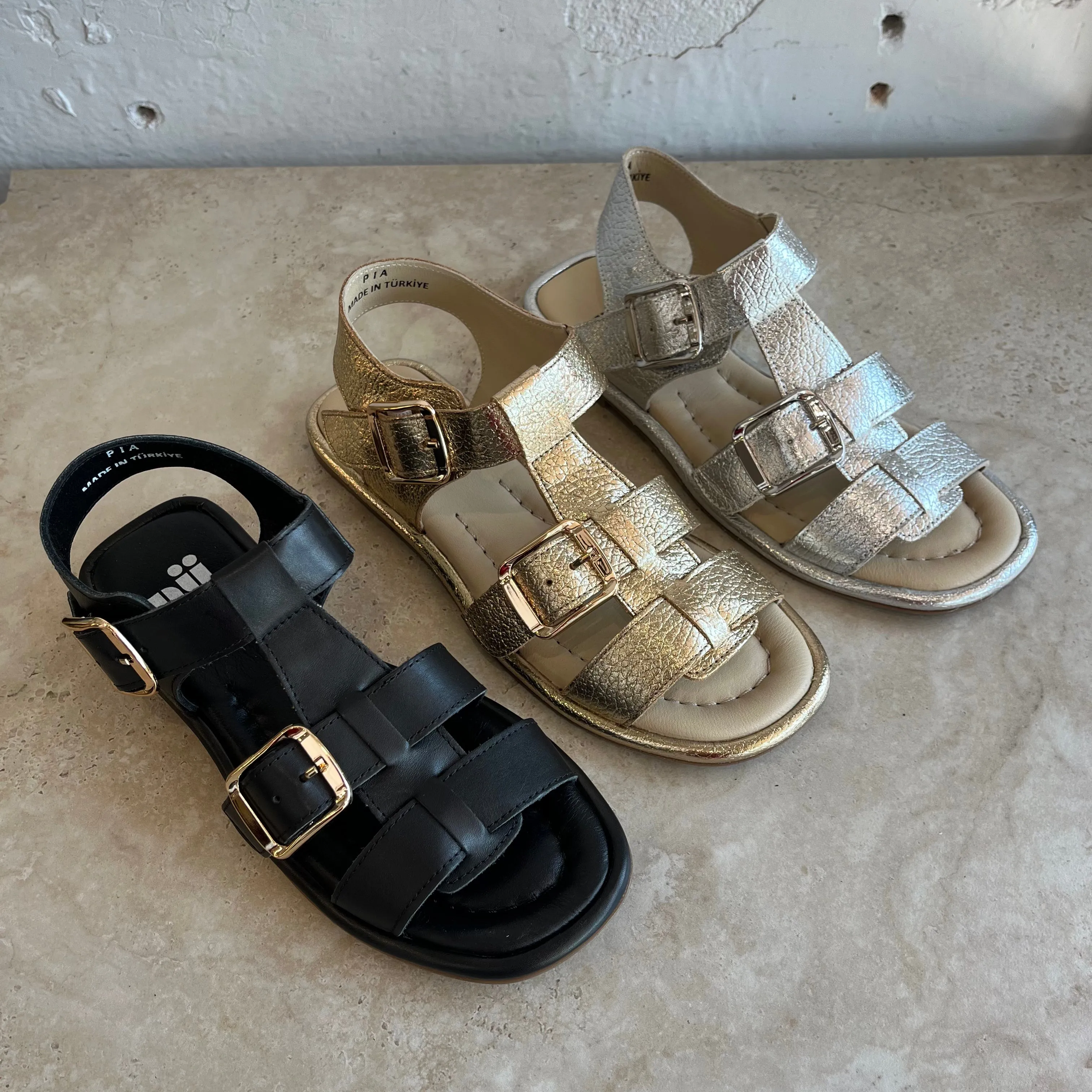 Nu by Neo Pia Pebbled Silver