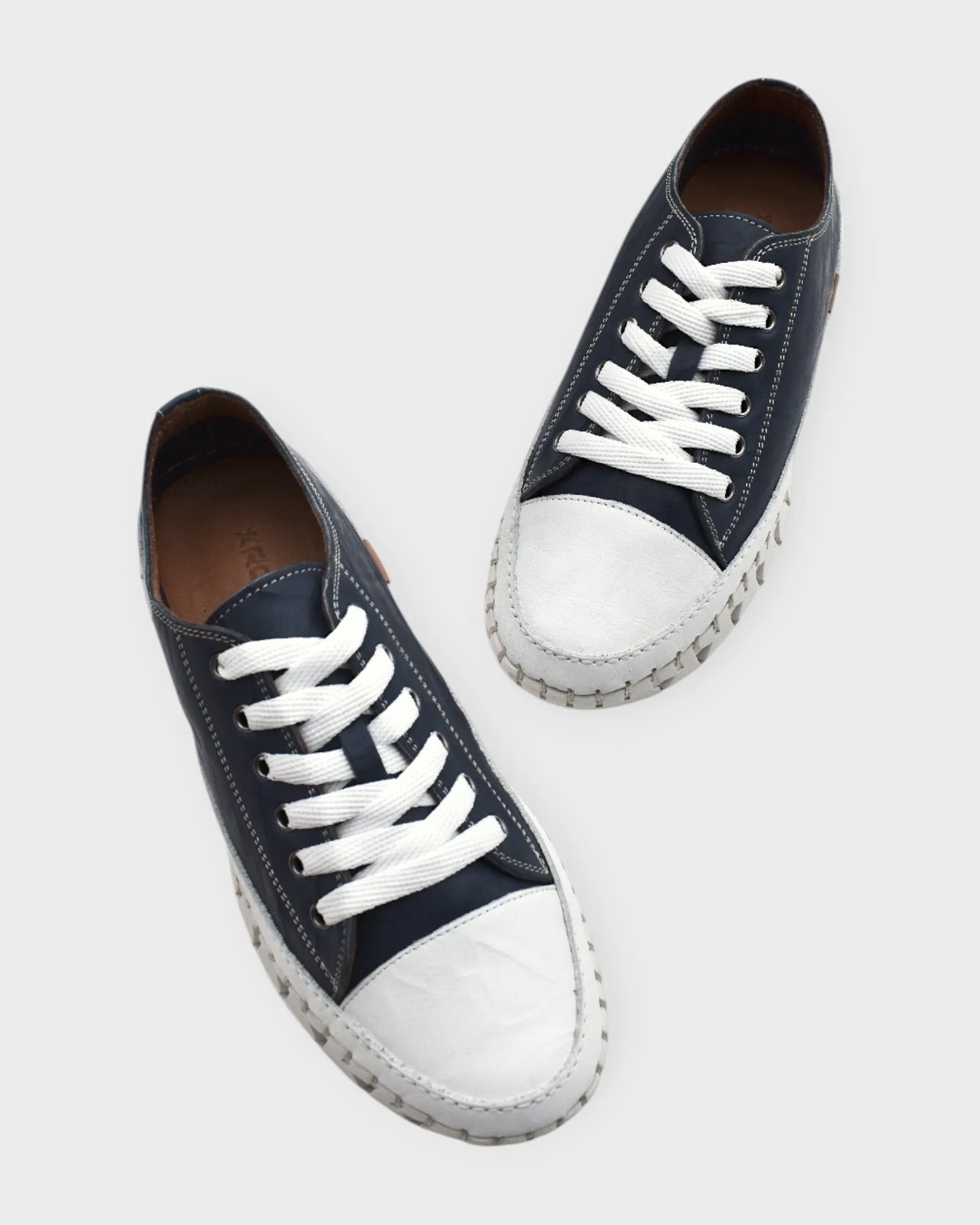Roamers Paris Size 36 only
