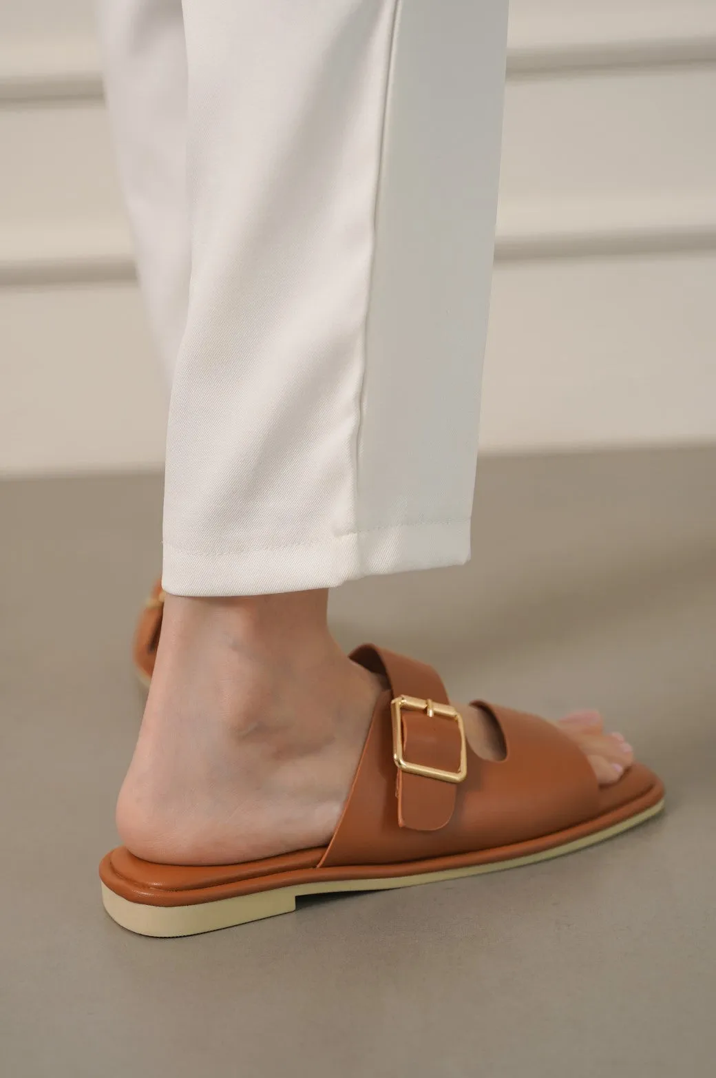 SQUARE MAMA SLIDES