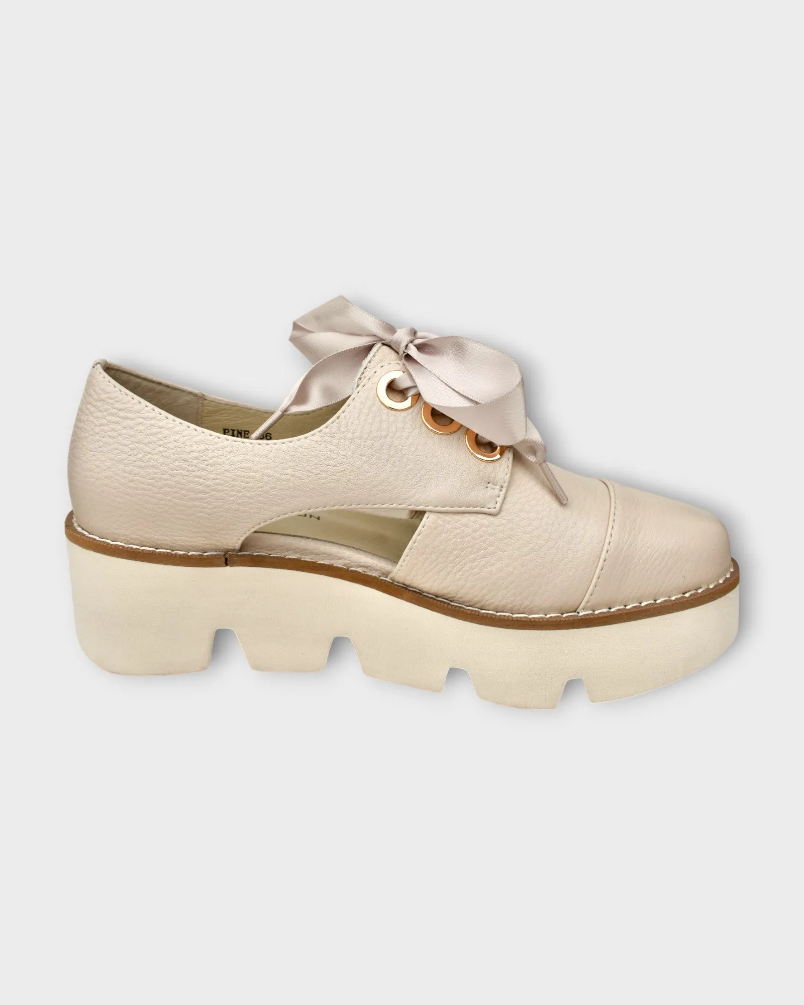 Tamara London Pine