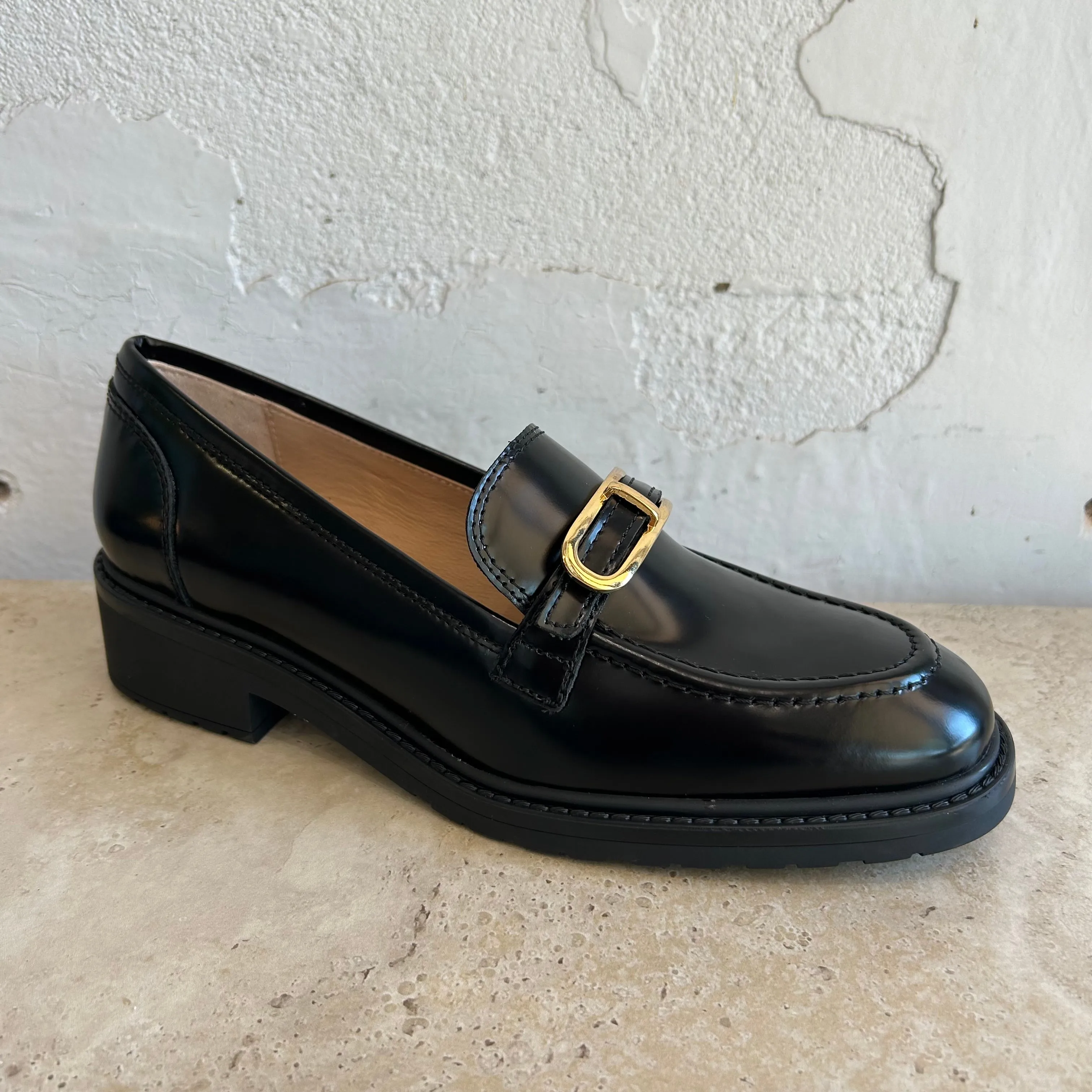 Unisa Estiva Black