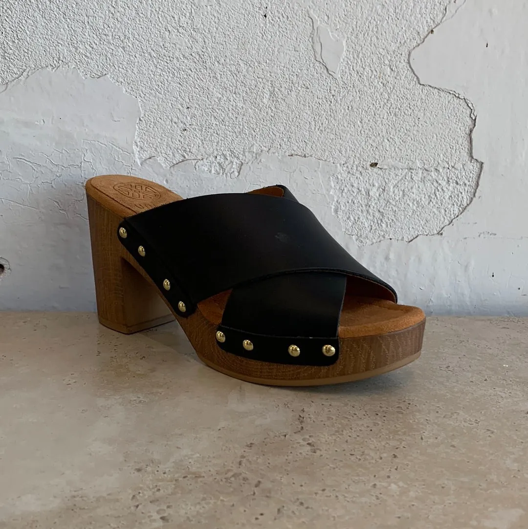 Unisa Tapia Black - LAST PAIR size 41