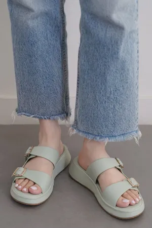 WIDTH ADJUSTABLE MAMA SLIDES