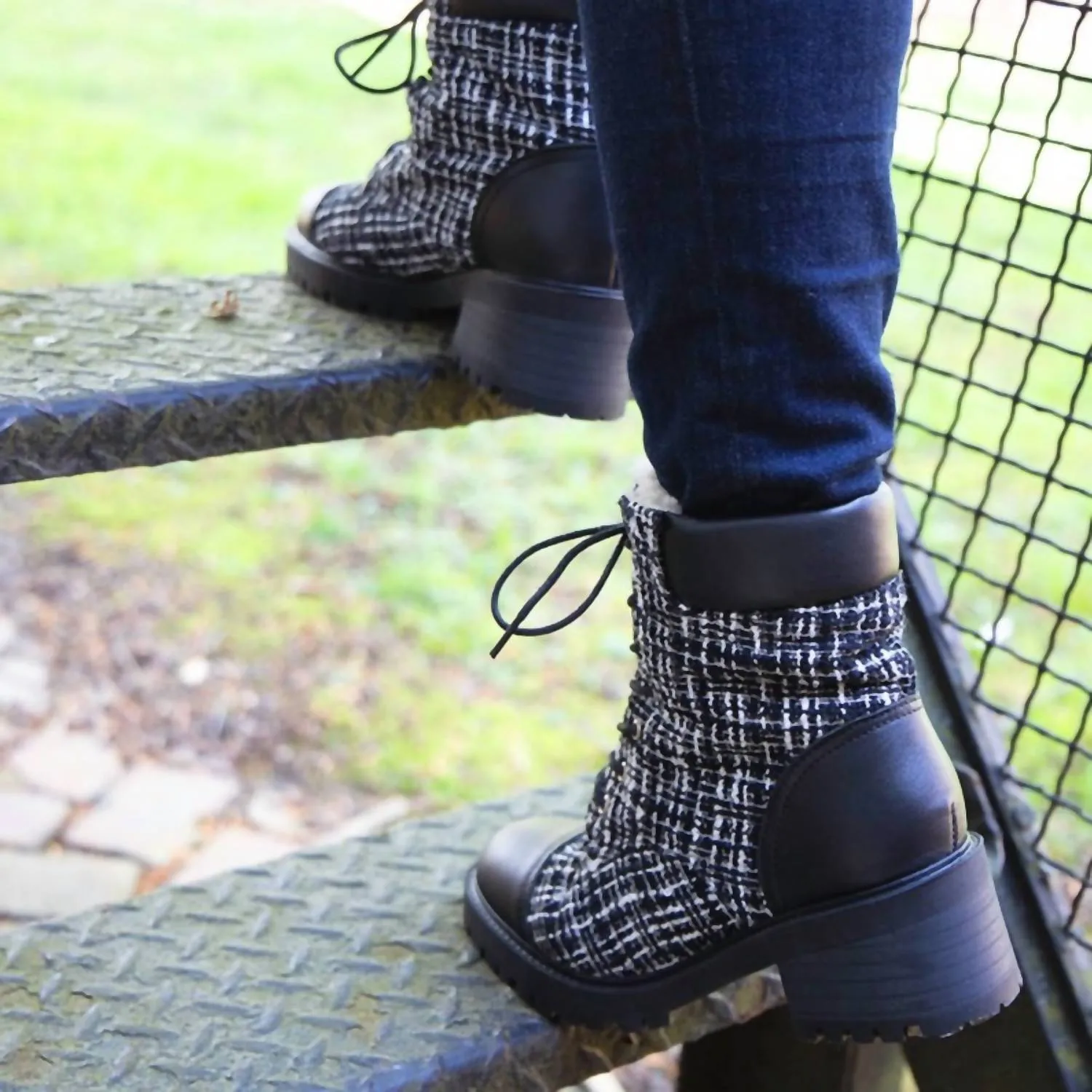 Women's Brooklyn Boot In Black