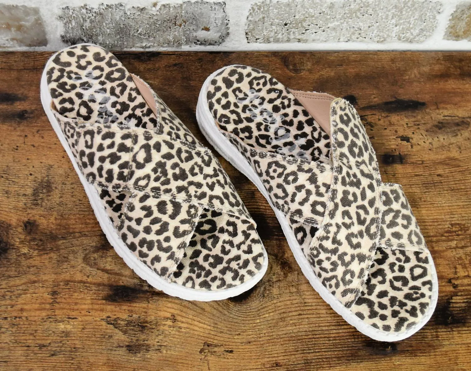 Women's Gypsy Jazz Ocean Sandals In Cream Leopard