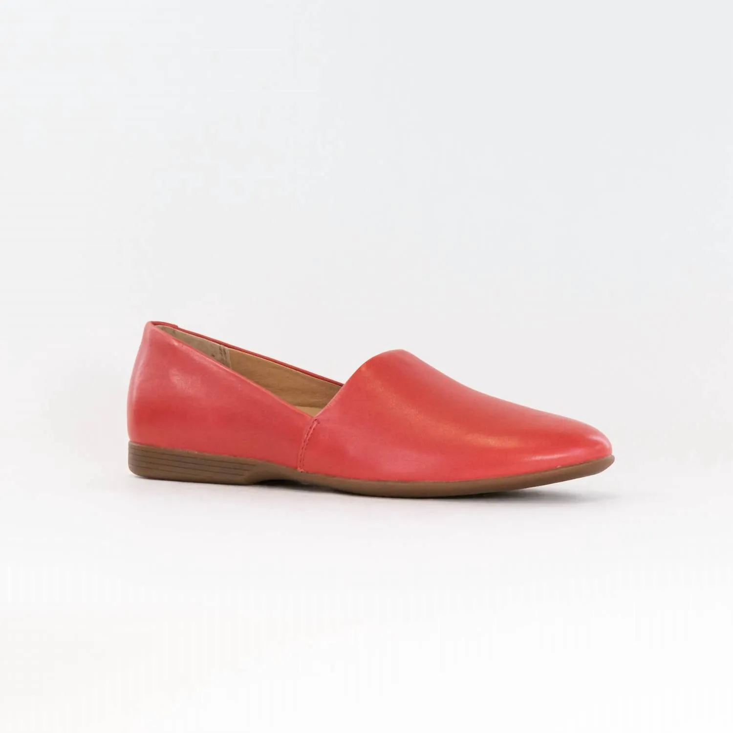 Women's Larisa Flat Loafer In Poppy