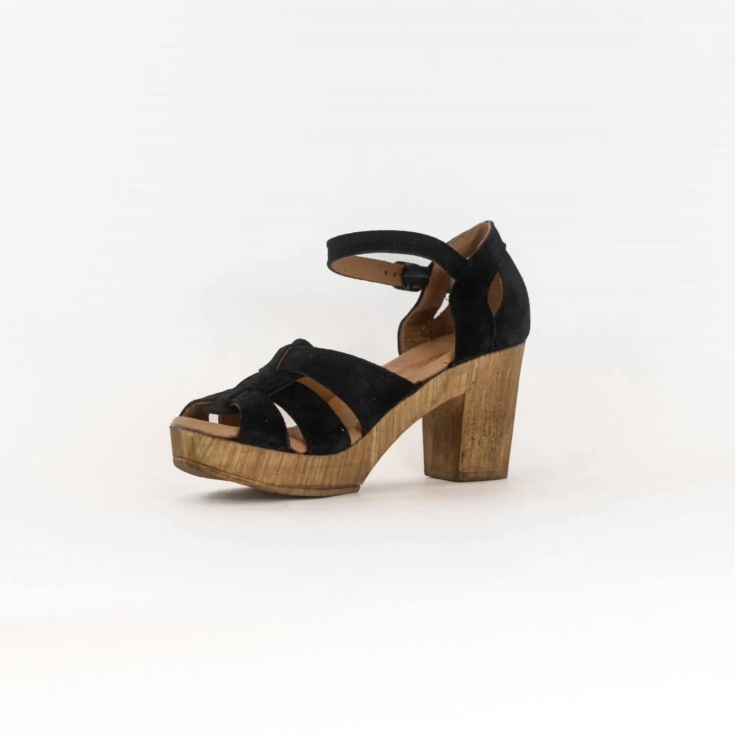 Women's Savy Sandal In Black