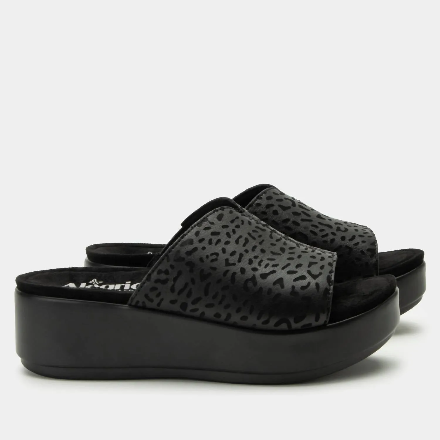Women's Triniti Comfort Flatform Sandal In Not A Cheetah